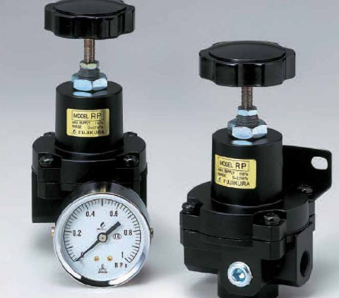 氣動(dòng)控制閥設(shè)備，蒸氣調(diào)節(jié)閥與液壓調(diào)節(jié)閥有什么不同？